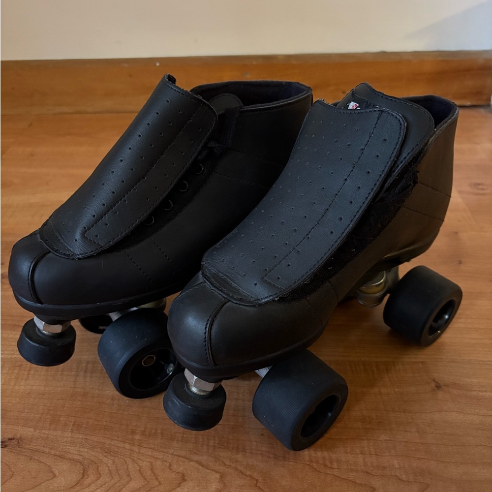 Riedell Rogue unisex roller skates, size 6 (7.5/8 women’s)
